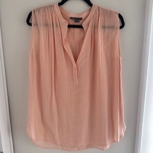 Vince Shirred Shoulder Crepe Sleeveless Top Blouse Peach sz 2 / XS
